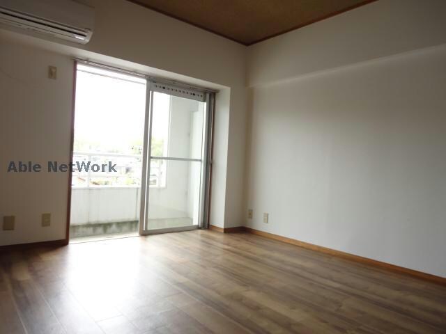 物件内観写真5　(※同物件別部屋の写真です。)