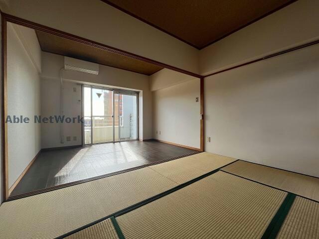 物件内観写真6　(※同物件別部屋の写真です。)