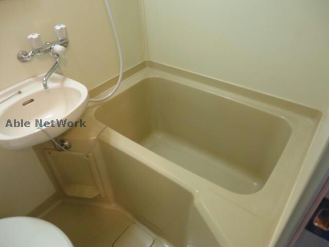 物件内観写真8　(※同物件別部屋の写真です。)