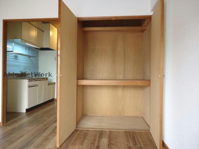 物件内観写真11　(※同物件別部屋の写真です。)