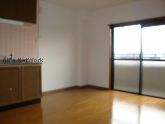 物件内観写真6　(※同物件、別部屋の写真です)