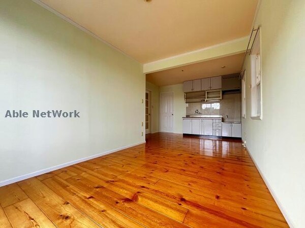 リビングダイニング