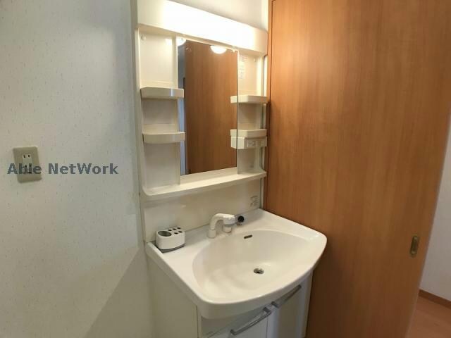 物件内観写真9　(同建物別部屋)