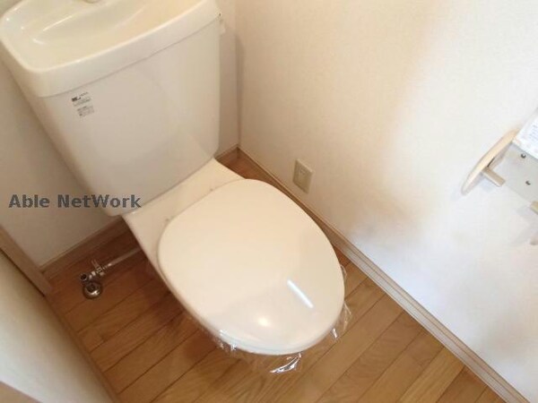 トイレ(※同物件別部屋の写真です。)