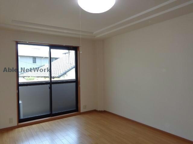 物件内観写真5　(※同物件別部屋の写真です。)