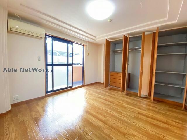 物件内観写真16　(※同物件別部屋です。)