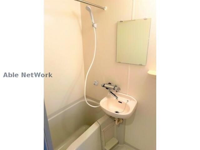 物件内観写真8　(※同物件別部屋の写真です。)