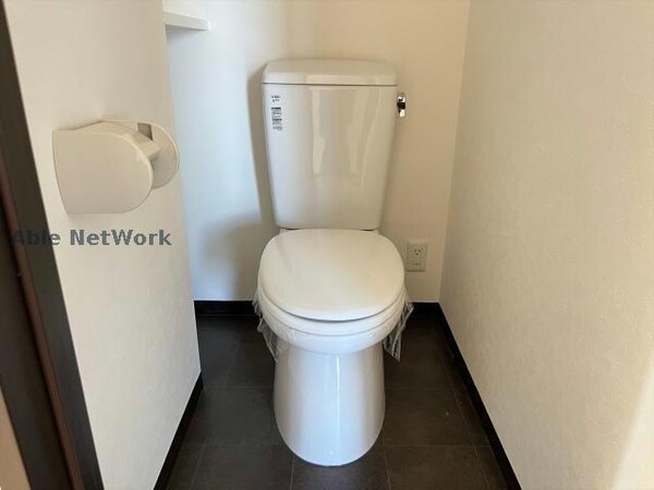 トイレ(※同物件別部屋の写真です。)