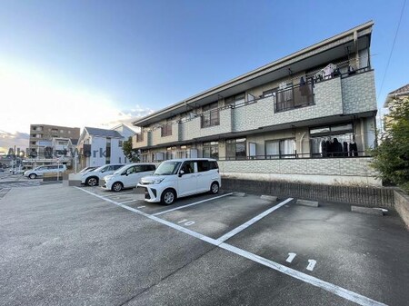 レザンヴェール鎌倉台外観写真