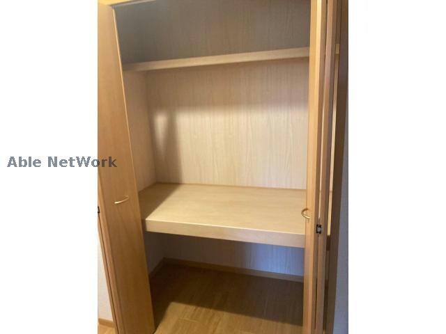 物件内観写真12　(※別部屋の写真です。)