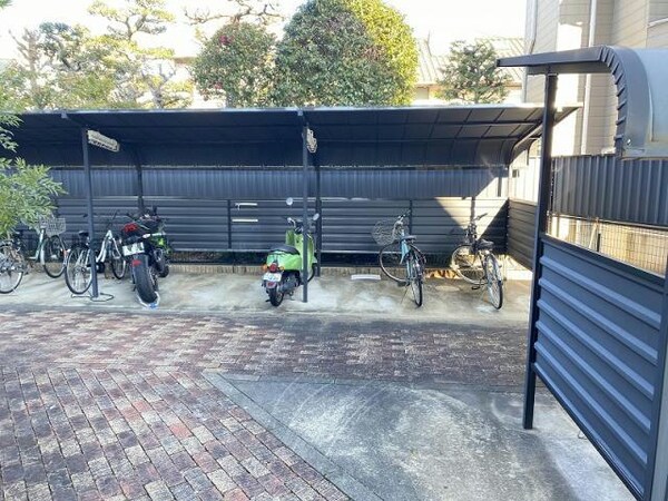 駐輪場