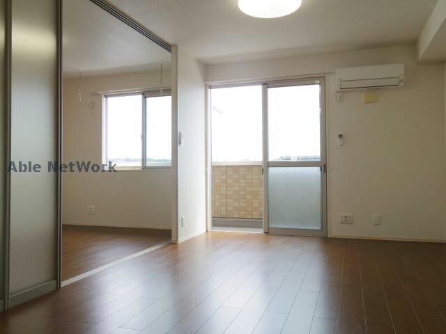 物件内観写真6　(※同物件別部屋の写真です。)