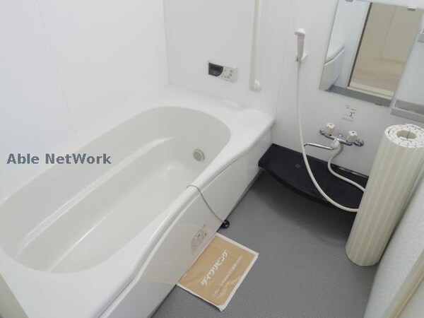 バス／シャワールーム等(※同物件別部屋の写真です。)