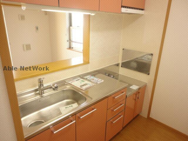 物件内観写真5　(※同一建物、別室の写真です)