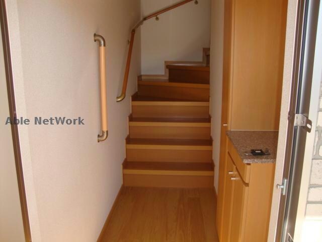 物件内観写真8　(同建物別部屋)