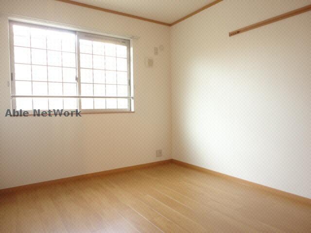 物件内観写真10　(※同一建物、別室の写真です)