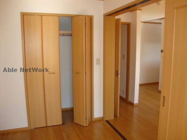 物件内観写真10　(同建物別部屋)