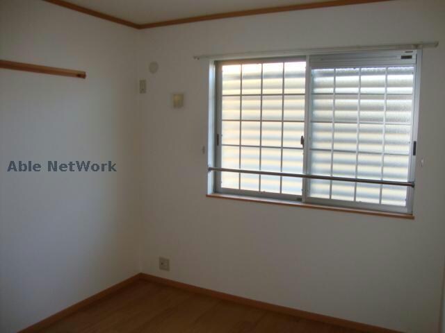 物件内観写真15　(同建物別部屋)