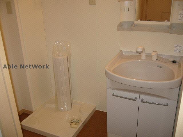 物件内観写真12　(洗濯機置場)