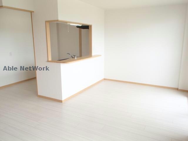 物件内観写真8　(※同物件別部屋の写真です。)