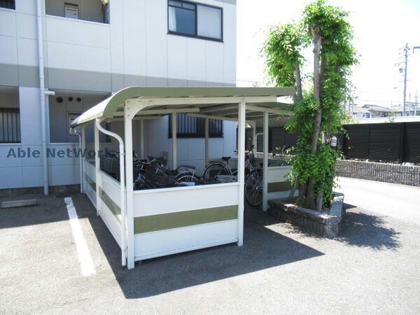 駐輪場