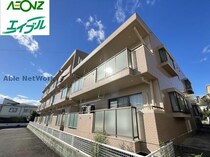 万場山ハイツの外観写真