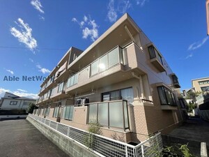 万場山ハイツ外観写真