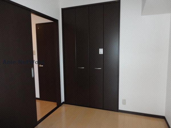 収納(※同物件別部屋の写真です。)