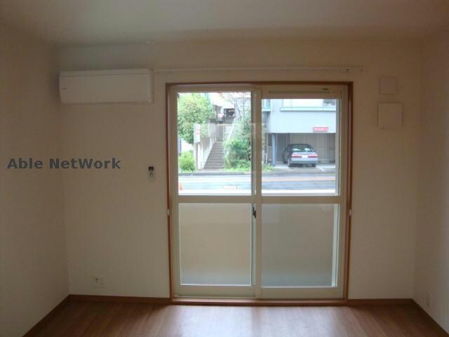 物件内観写真18　(バルコニー有り)