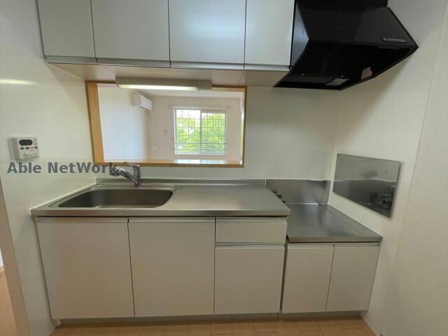 物件内観写真7　(同建物別部屋)