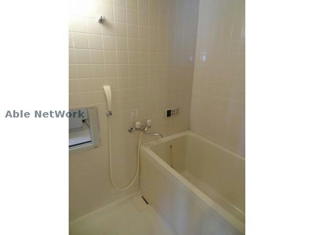 物件内観写真7　(同建物別部屋)