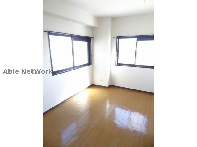 物件内観写真11　(同建物別部屋)