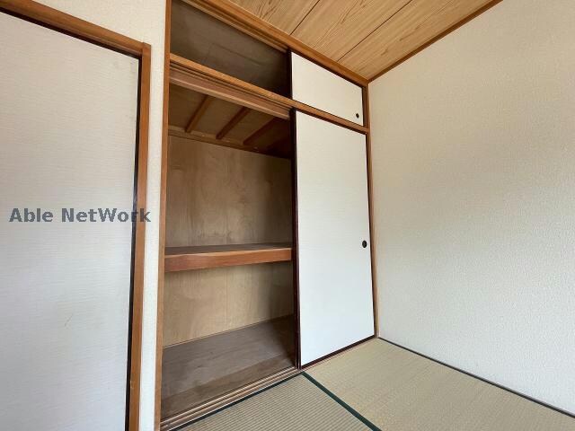 収納(※同物件、別部屋の写真です)