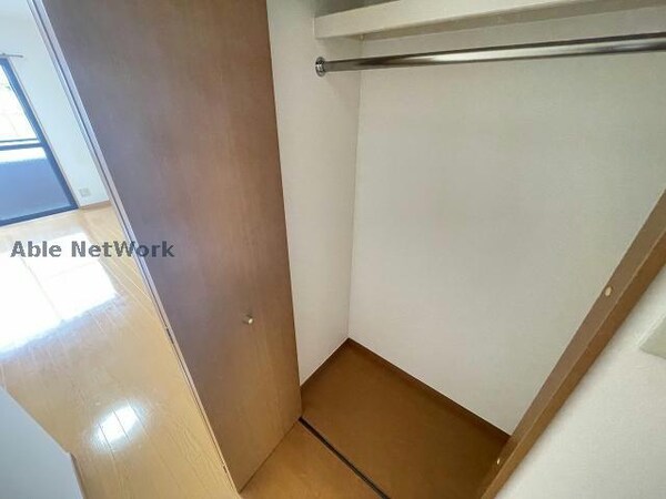 収納(※同物件、別部屋の写真です)