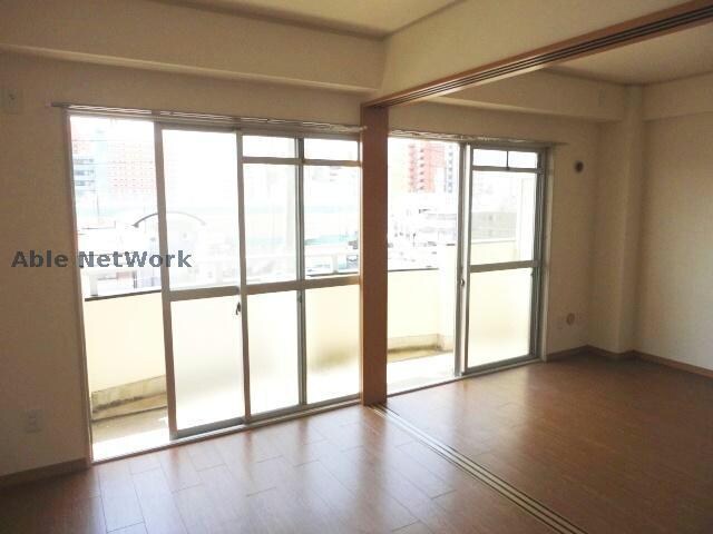 物件内観写真7　(※同物件別部屋の写真です。)