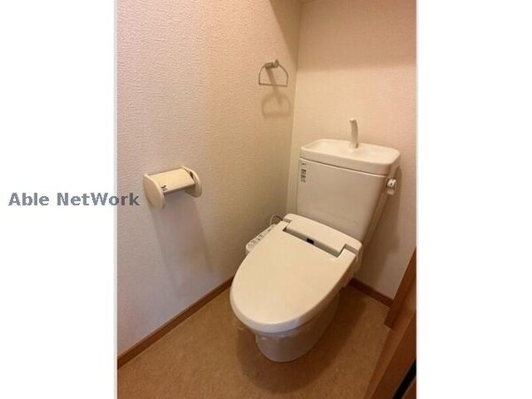 トイレ(※同物件別部屋の写真です。)
