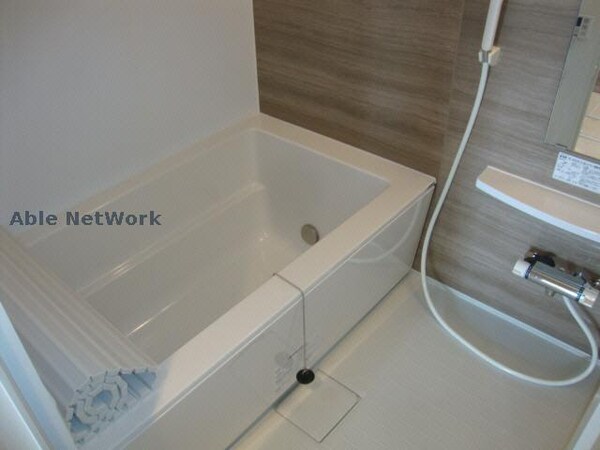 バス／シャワールーム等(※同物件別部屋の写真です。)