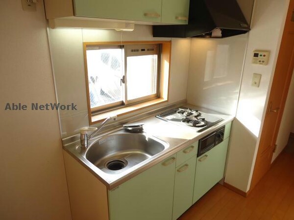 キッチン(※同物件別部屋の写真です。)