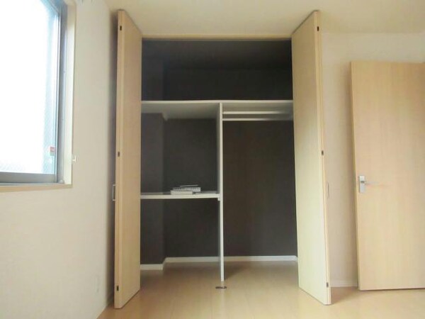 収納(※同物件同タイプ別部屋)