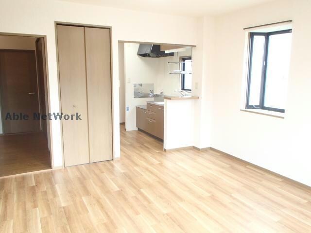 物件内観写真5　(※同物件別部屋の写真です。)