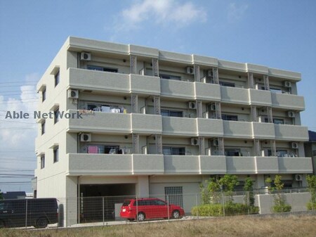 アイシス大高定納山外観写真