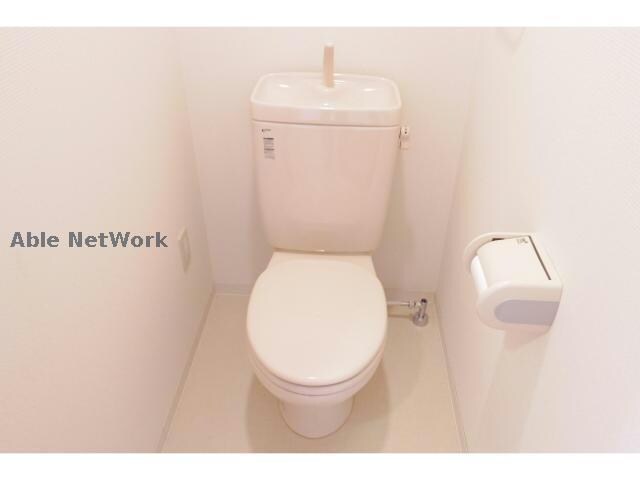 物件内観写真8　(※同物件別部屋の写真です。)