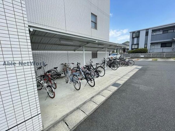 駐輪場