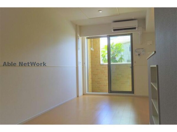 リビングダイニング