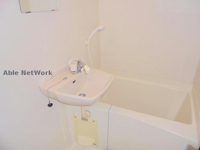 物件内観写真8　(別部屋の写真となります)