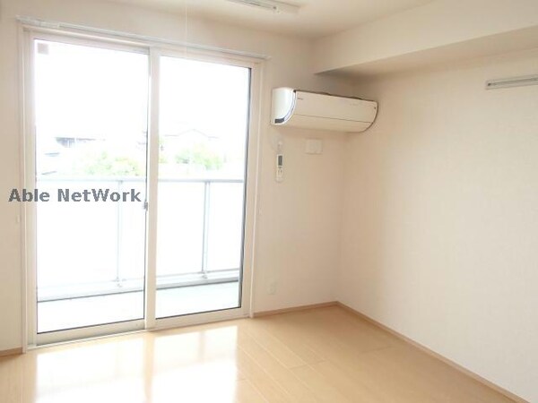 リビングダイニング