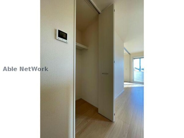 収納(※同物件別部屋の写真です。)