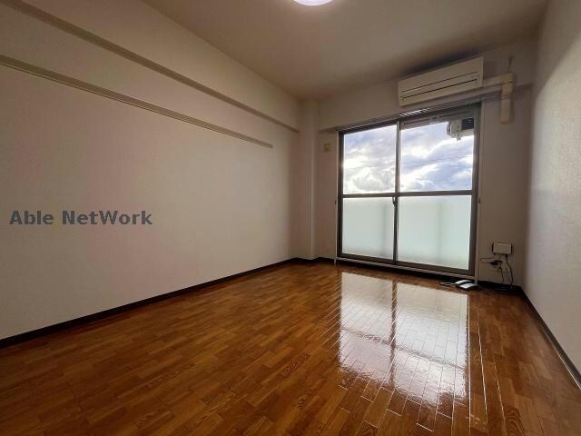 物件内観写真5　(※同物件別部屋の写真です。)