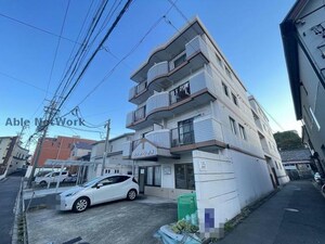 ラフォーレ鳴海外観写真