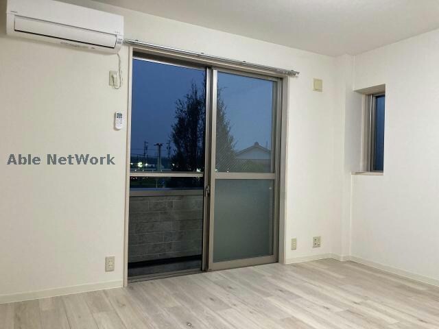 物件内観写真5　(※同物件、別部屋の写真です)